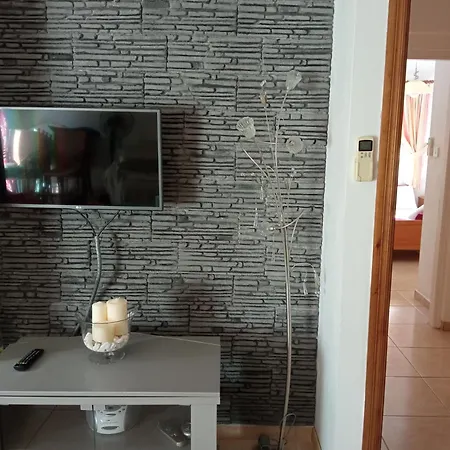 Arcadia Close * Πρωταράς