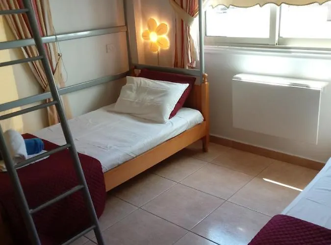 Arcadia Close アパート *